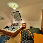 Hotel Parkschloesschen 3*