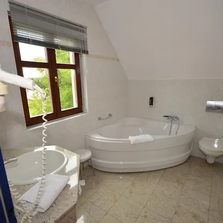 Parkschlößchen Maasdorf (Brandenburg)