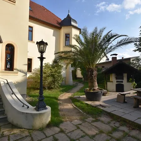 Parkschloesschen 3* Maasdorf (Brandenburg)