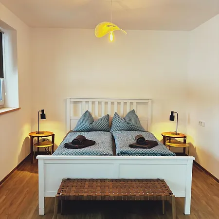 Parkschloesschen 3* Maasdorf (Brandenburg)