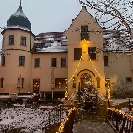 Parkschloesschen 3*