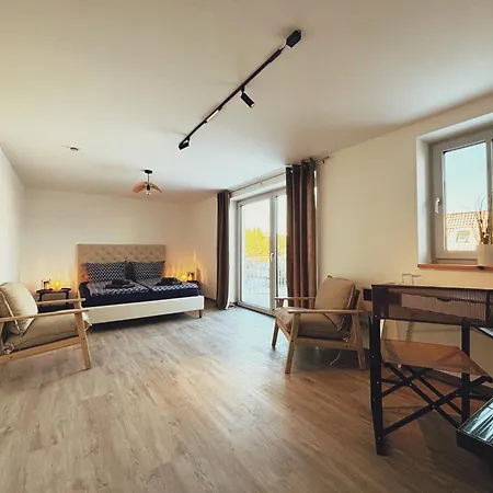 Parkschloesschen 3* Maasdorf (Brandenburg)