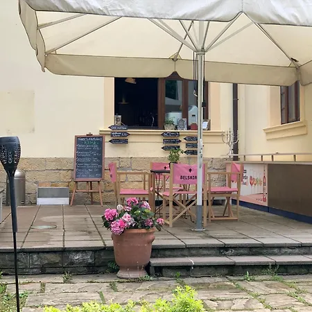 Parkschloesschen Szálloda 3*