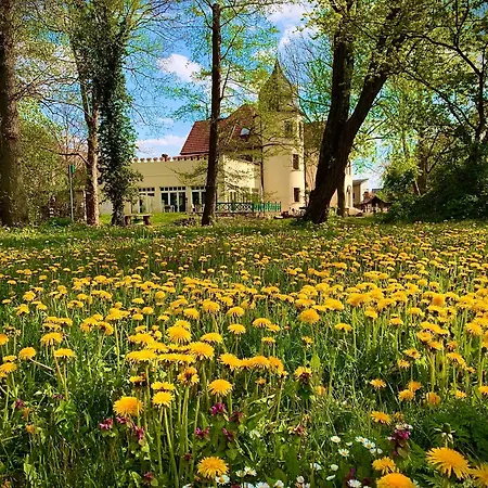 Hotel Parkschloesschen 3*