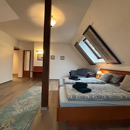 Parkschloesschen 3* Maasdorf (Brandenburg)