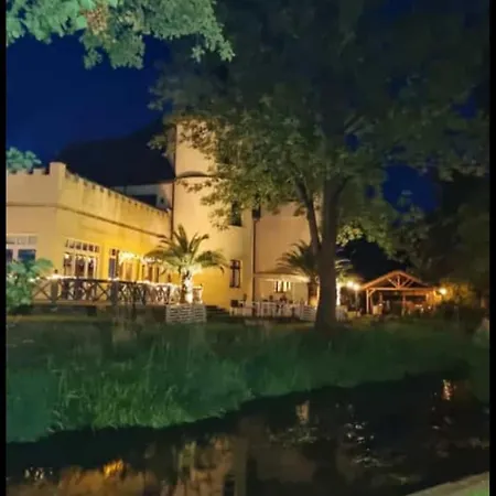 Hotel Parkschloesschen 3*