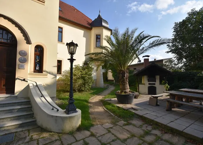 Parkschloesschen 3* Maasdorf (Brandenburg)