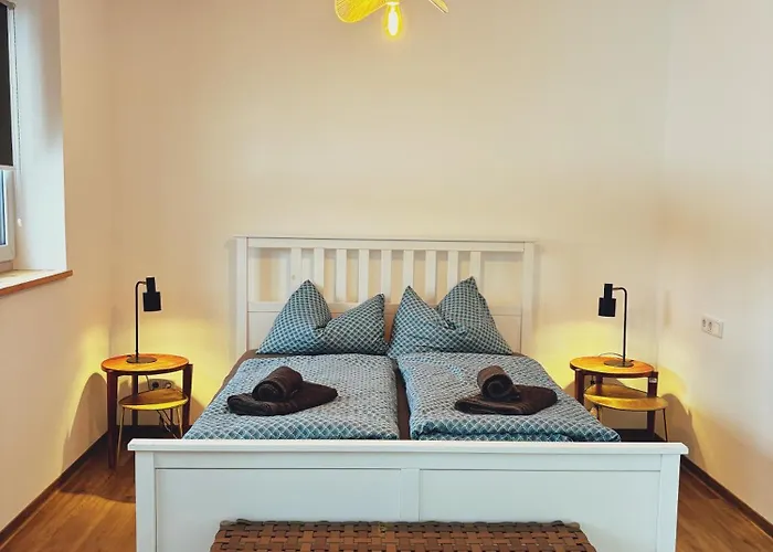 Parkschloesschen 3* Maasdorf (Brandenburg)