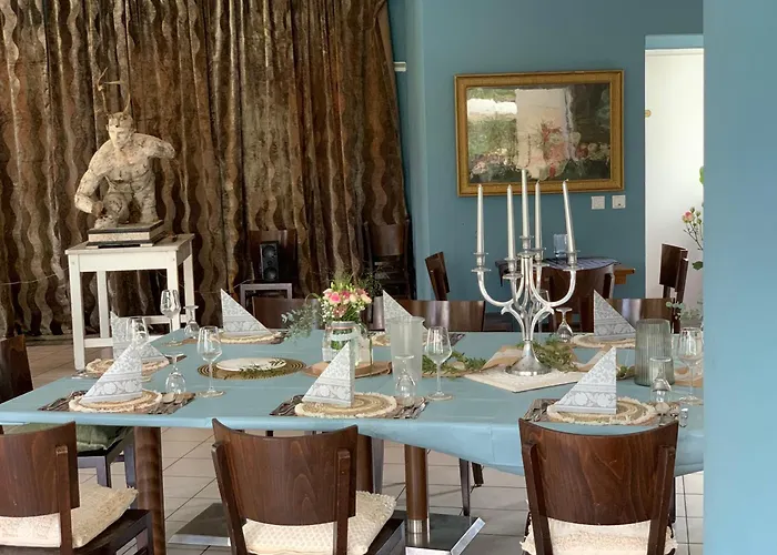 Parkschloesschen 3* Maasdorf (Brandenburg)