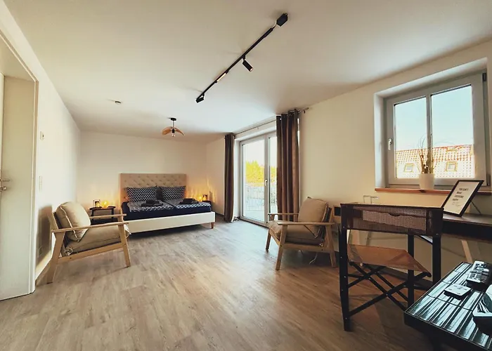 Parkschloesschen 3* Maasdorf (Brandenburg)